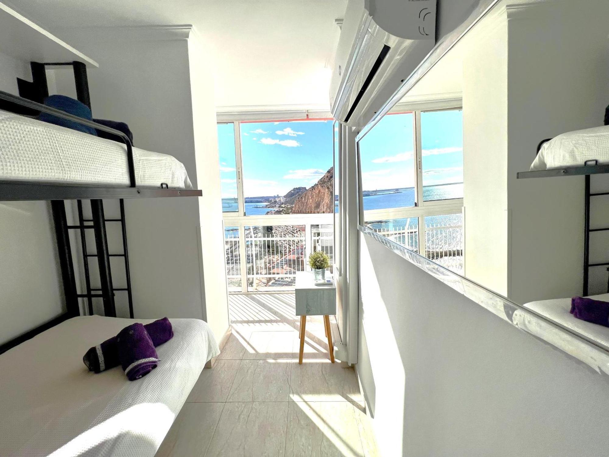 Vistas Al Mar. Gran Salon. Playa A 1 Minuto. Wifi Apartman Alicante Kültér fotó