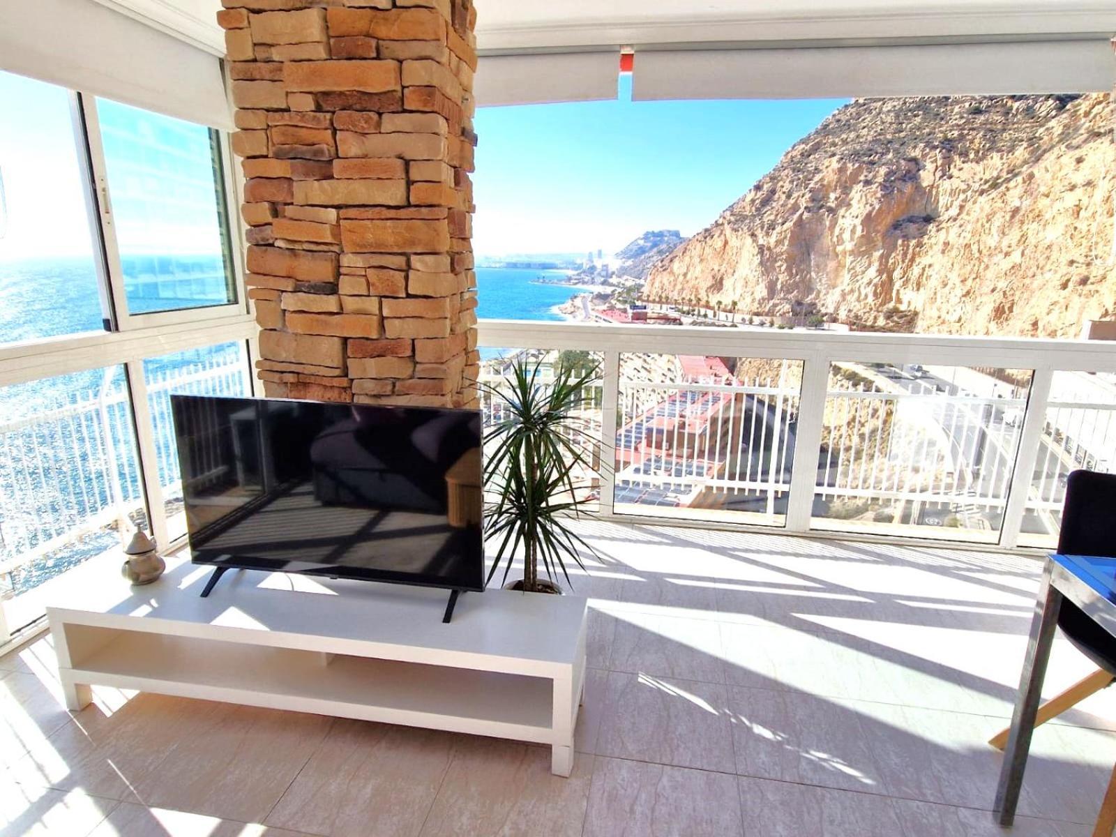Vistas Al Mar. Gran Salon. Playa A 1 Minuto. Wifi Apartman Alicante Kültér fotó